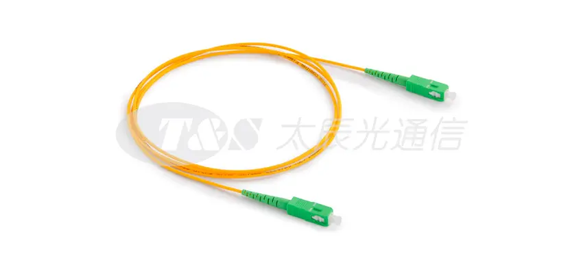 Conector de cable de parche de grado B