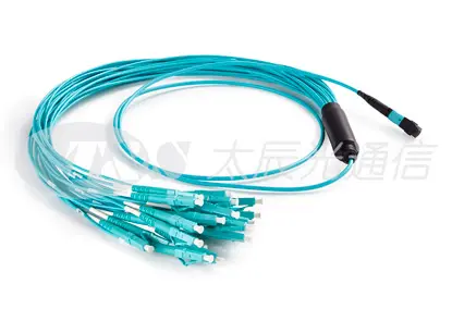 MTP®/Cable de arnés MPO